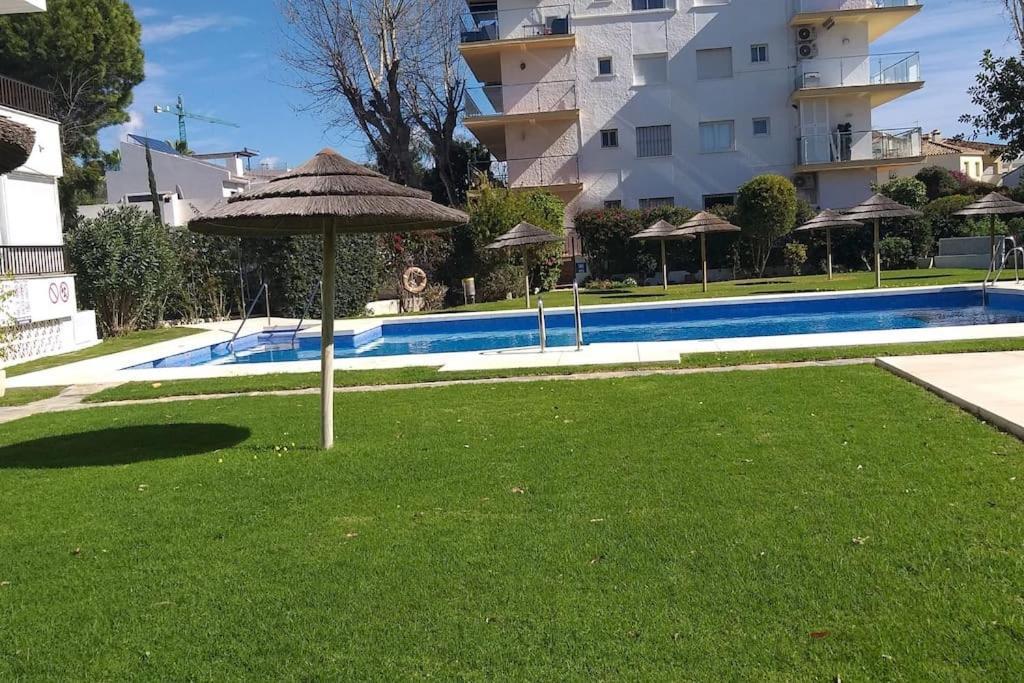 Apartamento En La Milla De Oro, A 100M De La Playa Apartment Марбеля Екстериор снимка